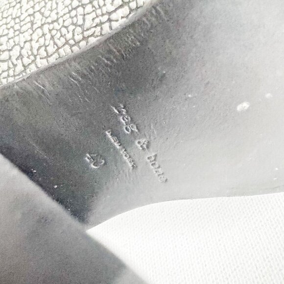 Rag & Bone Newbury Crackled Leather Classic Back Zip Booties 40 - Picture 3 of 10